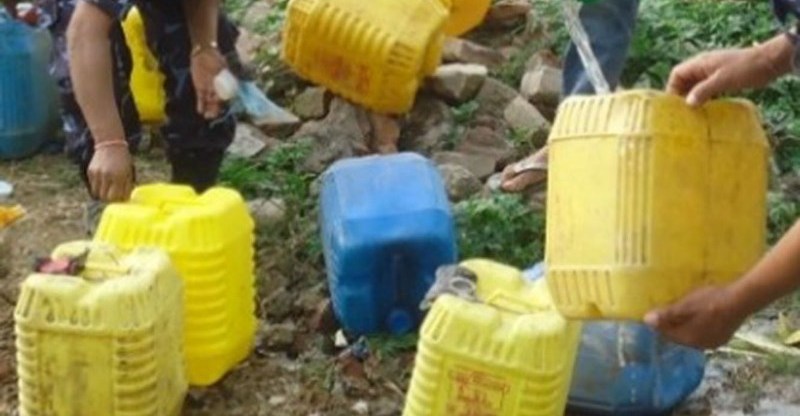७ हजार ५ सय लिटर अवैध घरेलु मदिरा नष्ट
