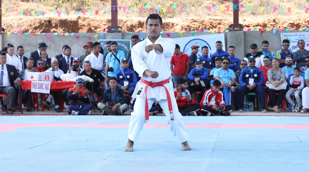 करातेमा प्रहरी टिम च्याम्पियन, आर्मी उपविजेता