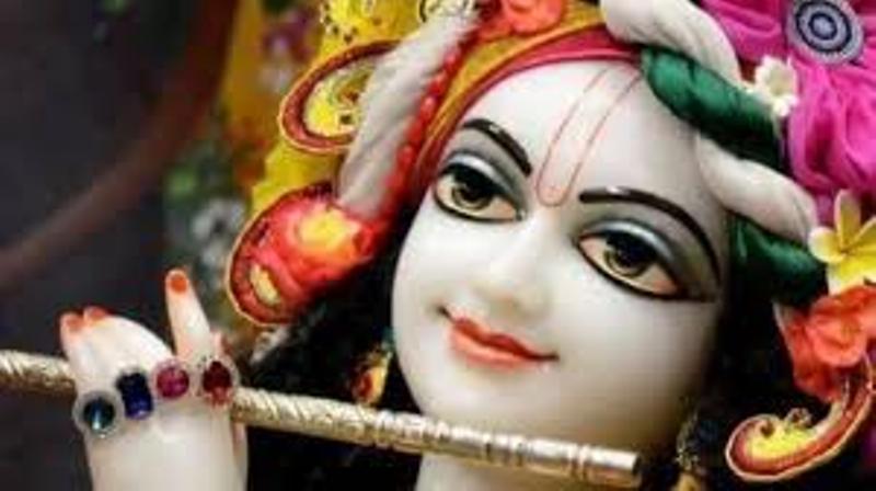गाउँमा लाेप हुँदै  भजनकीर्तन