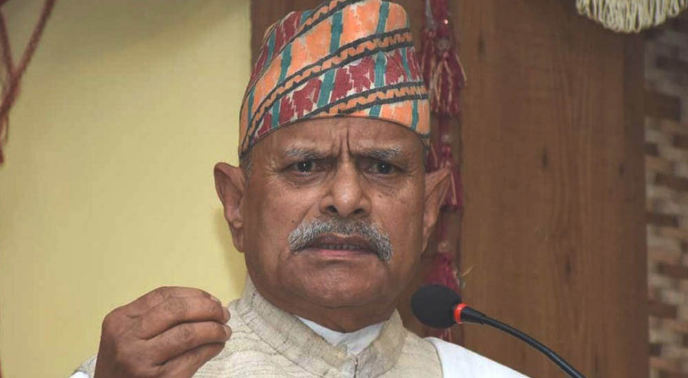 संविधान हतार र गडबडीमा ल्याइयो : पूर्वराष्ट्रपति यादव