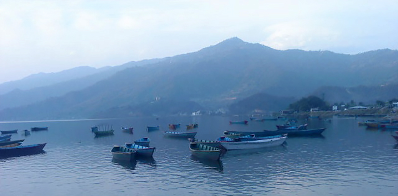 सेल्फी खिच्ने क्रममा फेवातालमा खसेका युवकको शव फेला
