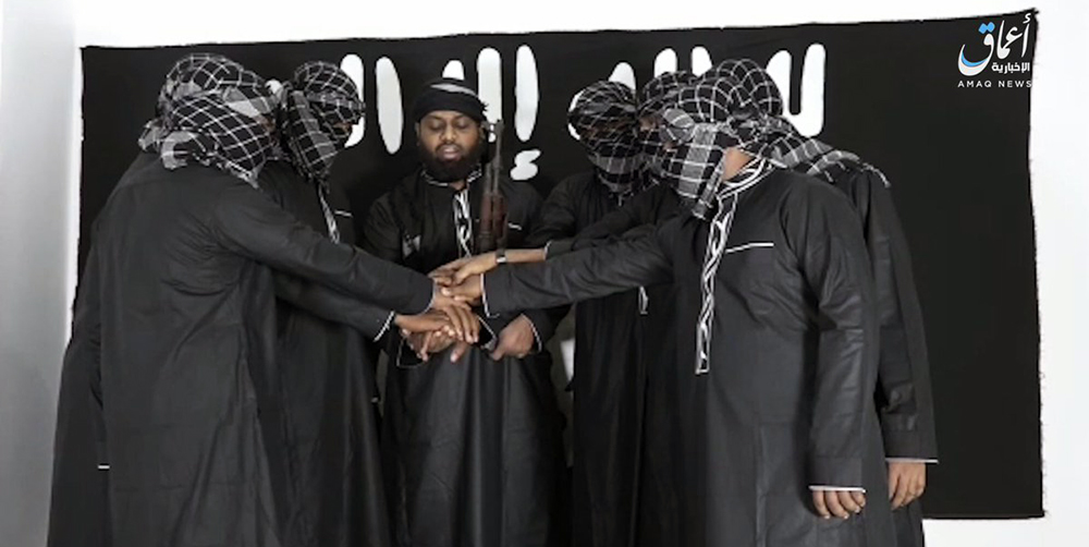 श्रीलंका बम विस्फाेट : आइएसले जारी गर्‍याे घटना गराउने ८ लडाकुकाे तस्बिर