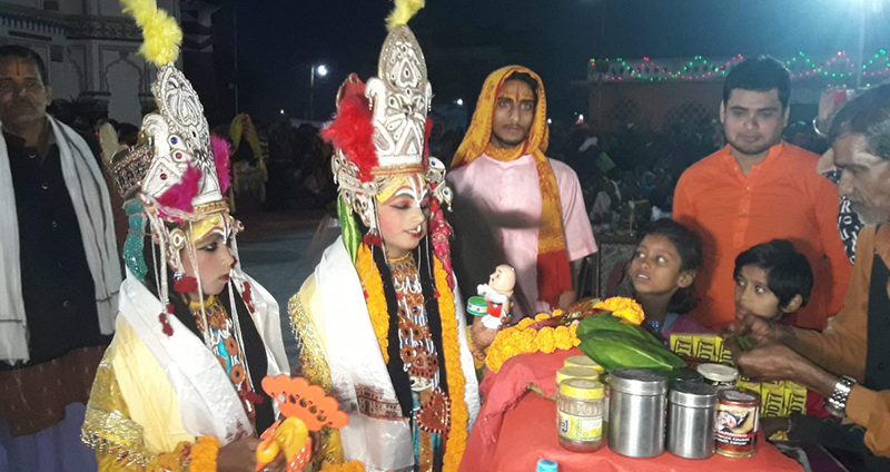 जनकपुरमा विवाहपञ्चमीकाे पहिलाे दिन : राम र लक्ष्मणलाई गराइयाे नगर दर्शन