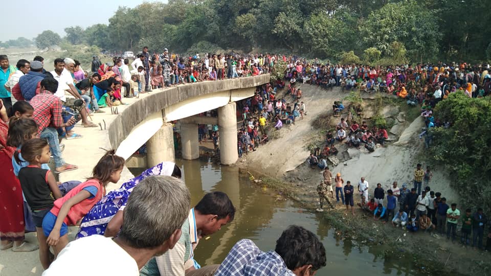 माछा मार्ने क्रममा नहरमा डुबेका युवक अझै फेला परेनन्