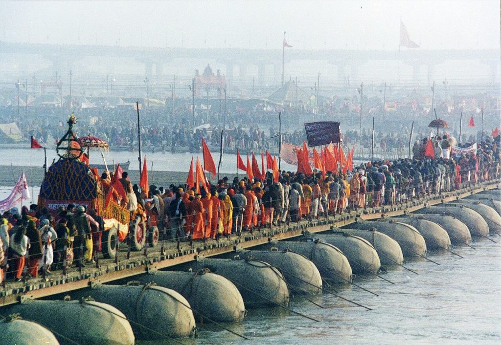 Kumbh_Mela2001-1-1024x706-1736750719.jpg